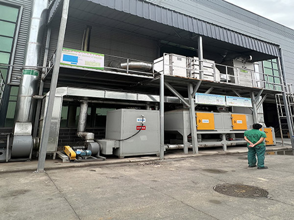 �U��̎���O��S���𲩭h(hu��n)��