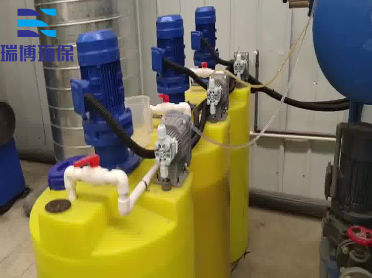 �U��̎����ˎ�b��ԭ����ˮ̎������������PAM|PAC|��A��ѭ�h(hu��n)ˮȫ�ԄӼ�ˎ�b�ã������O(sh��)����r����S�ҬF(xi��n)���D